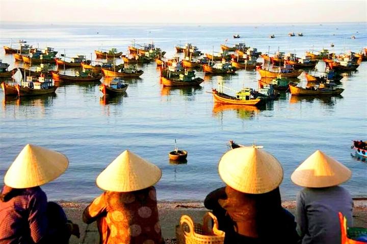 Sự Bùng Nổ Của Video Ngắn và Trí Tuệ Nhân Tạo: Vai Trò Thiết Yếu Của Đào Tạo Kỹ Năng Sáng Tạo Nội Dung